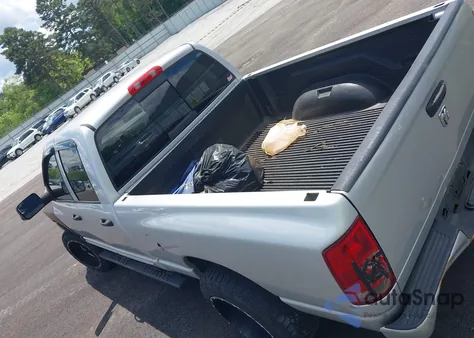 2005 Dodge Ram 1500 Slt/Laramie from USA, damaged, VIN 1D7HA18DX5S141348